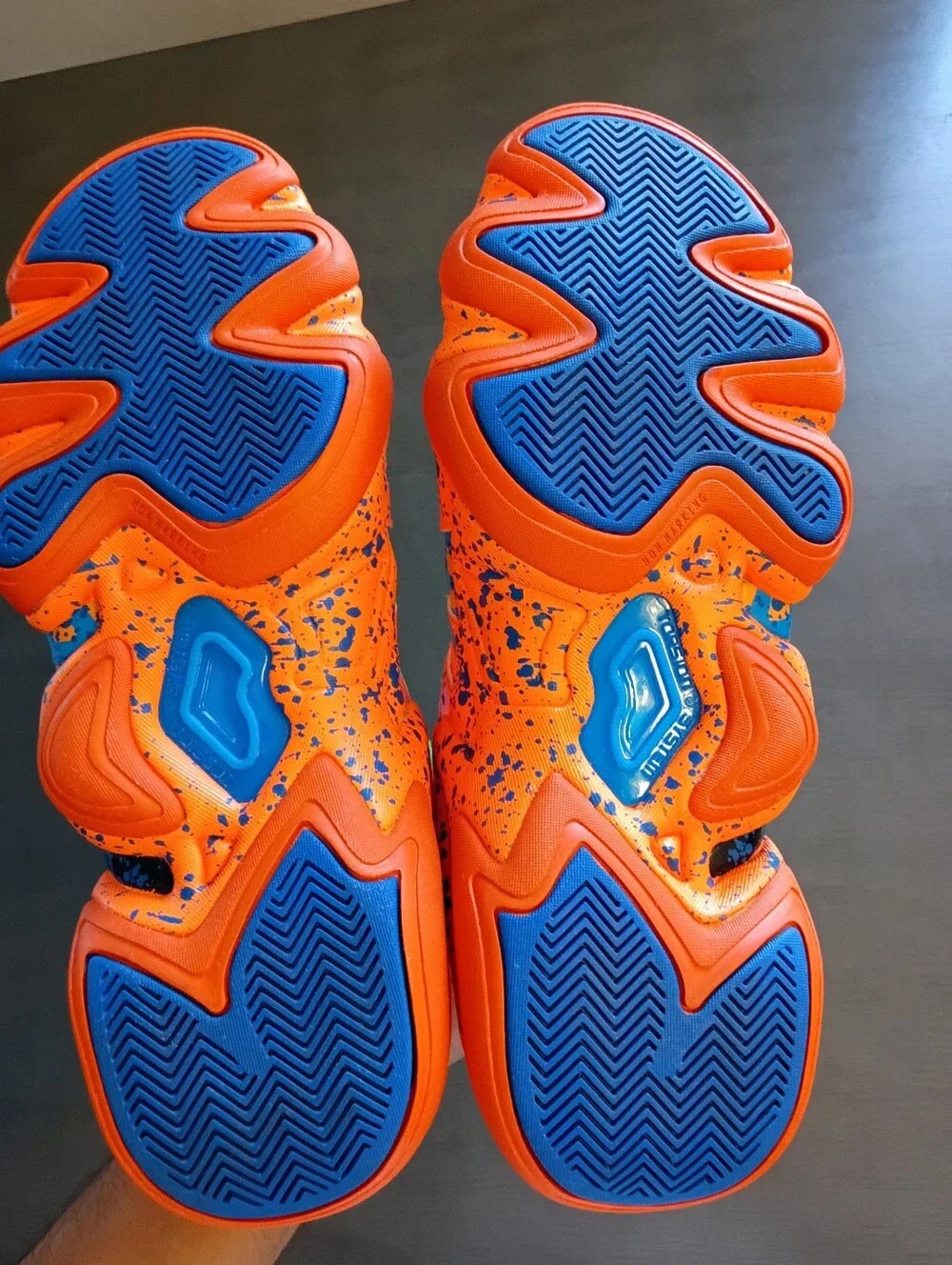 didas All-Star Crazy 8 Orange/Neon/Blue Mens Size 10
